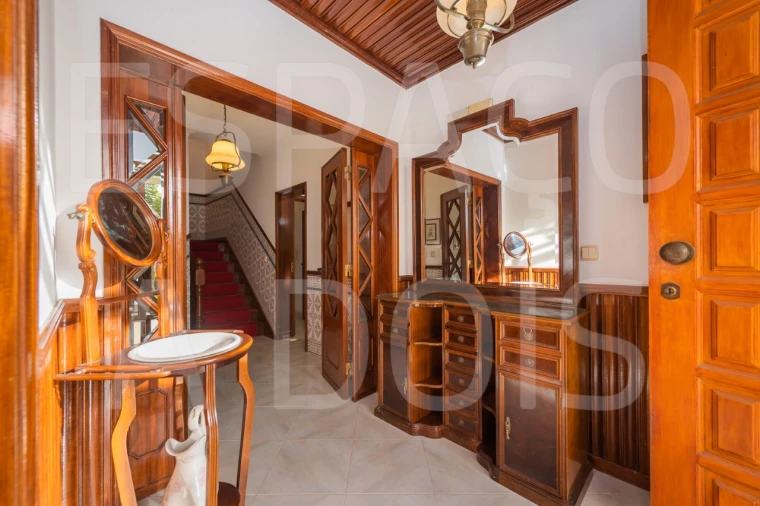 Moradia T5 para Venda em Barcarena Foto 8