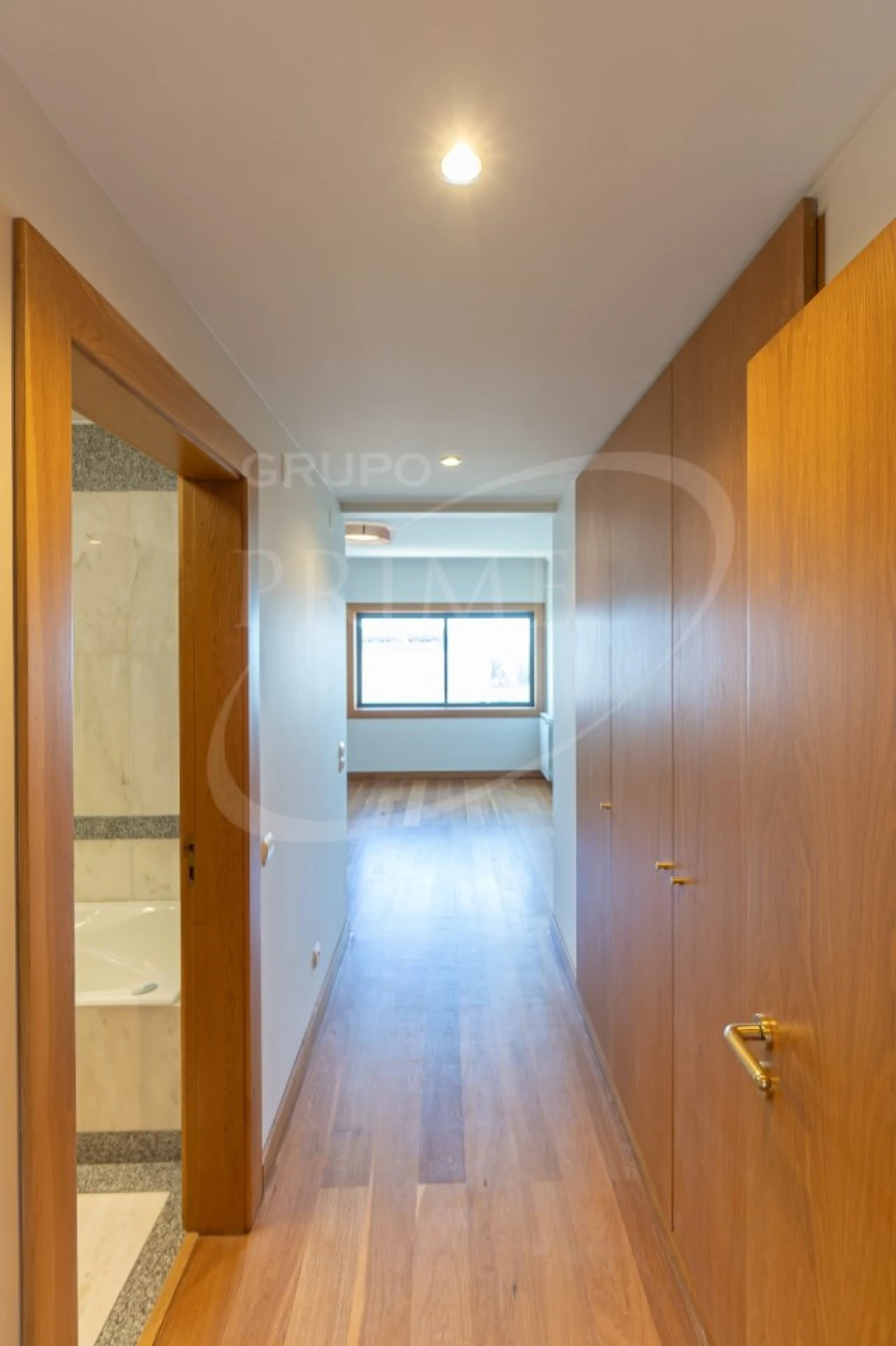 Apartamento T4 para Arrendamento em Aldoar, Foz do Douro e Nevogilde Foto 10