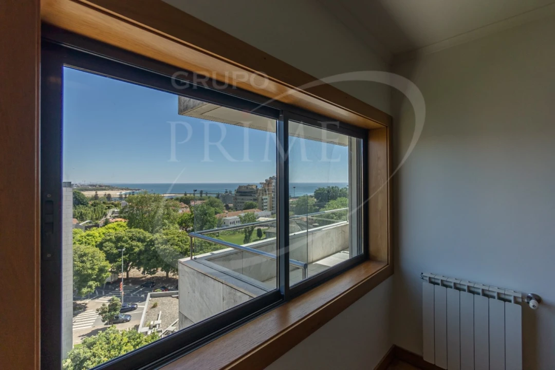 Apartamento T4 para Arrendamento em Aldoar, Foz do Douro e Nevogilde Foto 12