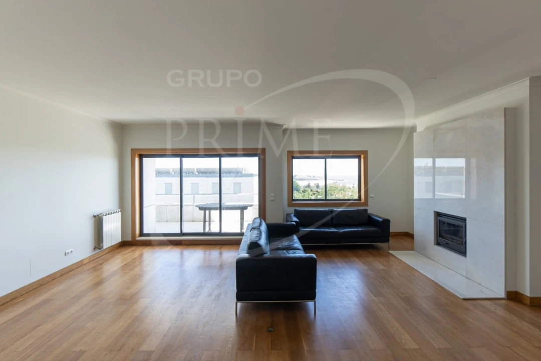 Apartamento T4 para Arrendamento em Aldoar, Foz do Douro e Nevogilde Foto 6