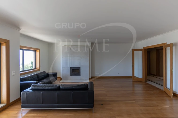 Apartamento T4 para Arrendamento em Aldoar, Foz do Douro e Nevogilde Foto 7