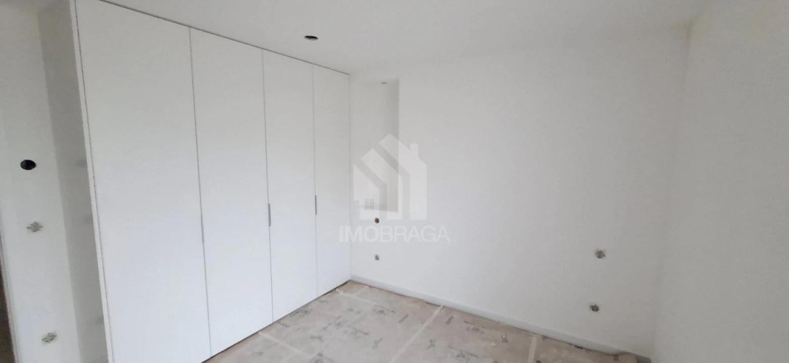 Apartamento T1 para Venda em Real, Dume e Semelhe Foto 4