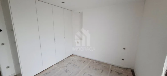Apartamento T1 para Venda em Real, Dume e Semelhe
