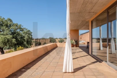 Moradia T5 para Venda em Salvada e Quintos