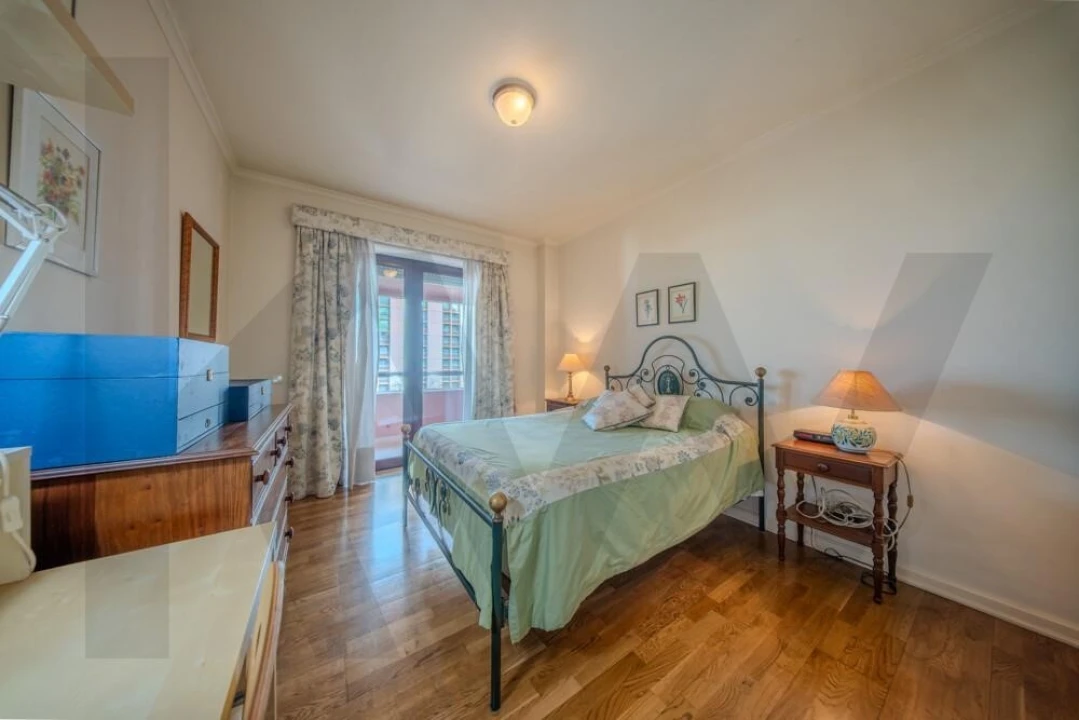 Apartamento T2 para Venda em São Domingos de Benfica Foto 7