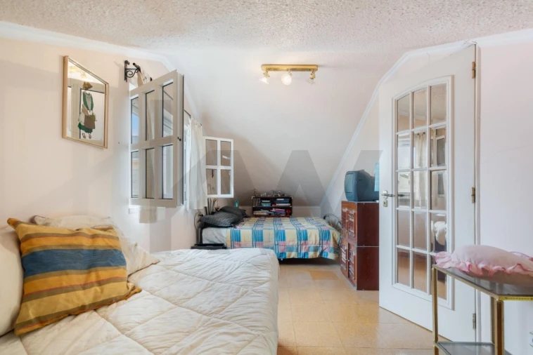 Moradia T4 para Venda em Pontinha e Famões Foto 39