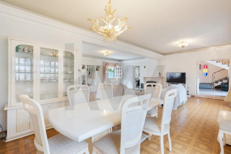 Moradia T4 para Venda em Pontinha e Famões Foto 52