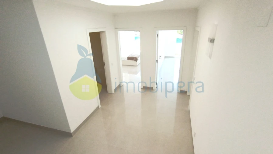 Moradia T3 para Venda em Albufeira e Olhos de Água Foto 13