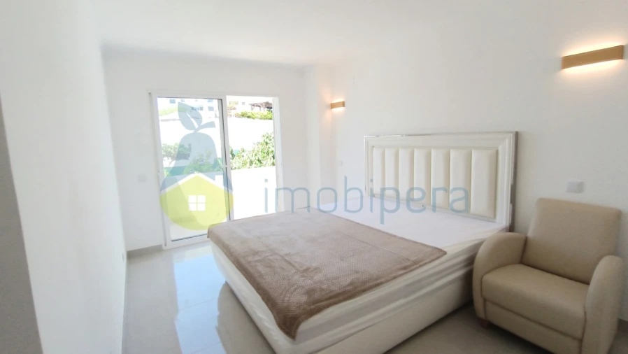 Moradia T3 para Venda em Albufeira e Olhos de Água Foto 16