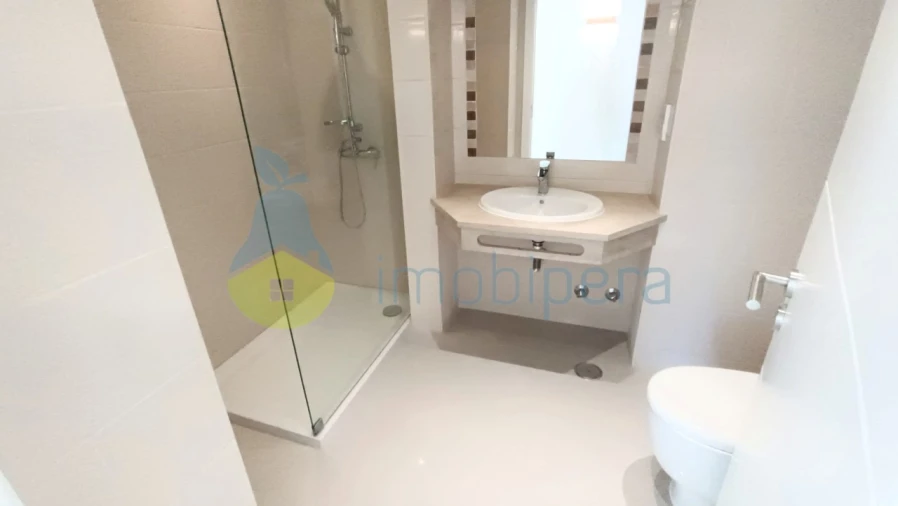 Moradia T3 para Venda em Albufeira e Olhos de Água Foto 23