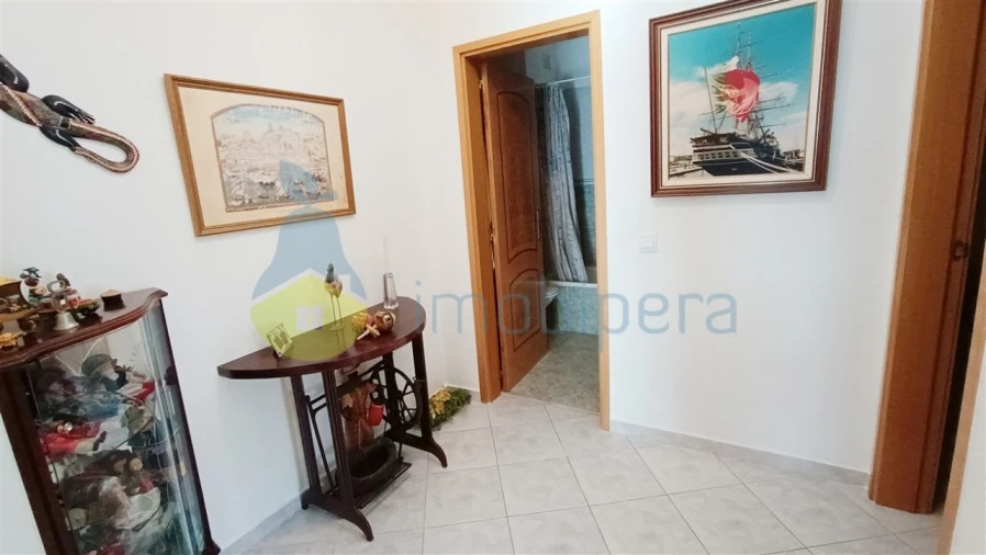 Apartamento T2 para Venda em Armação de Pera Foto 2