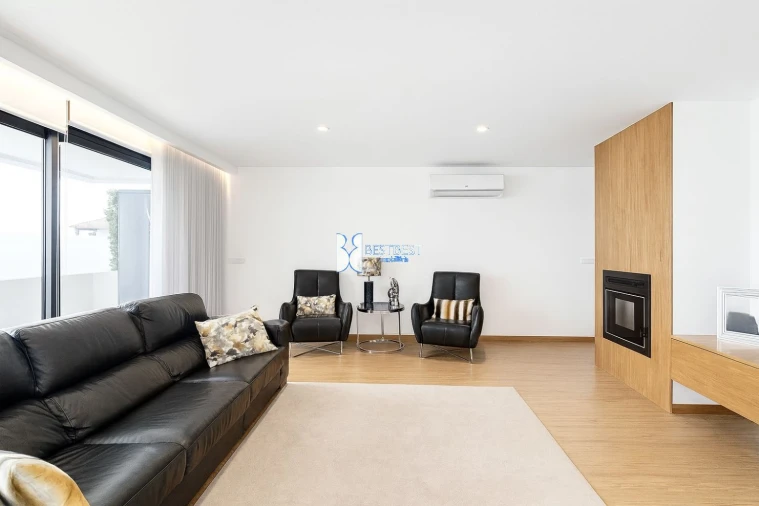 Apartamento T3 para Venda em Vila Nova de Famalicão e Calendário Foto 2