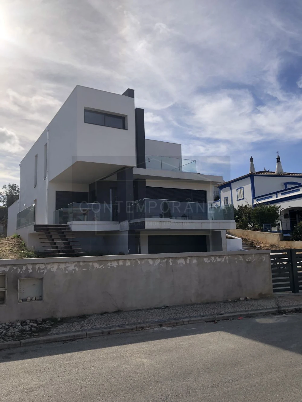 Moradia T4 para Venda em Albufeira e Olhos de Água Foto 2