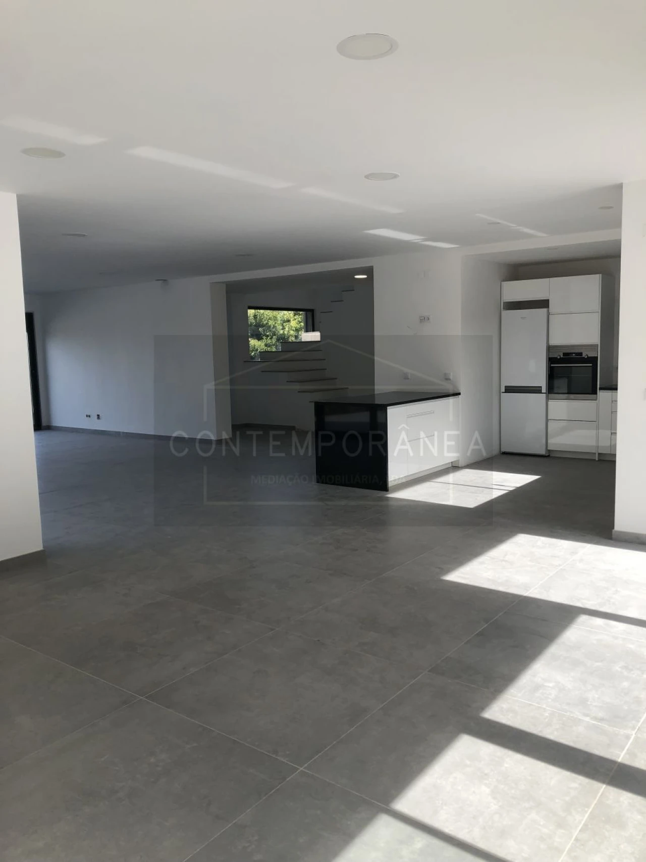 Moradia T4 para Venda em Albufeira e Olhos de Água Foto 3