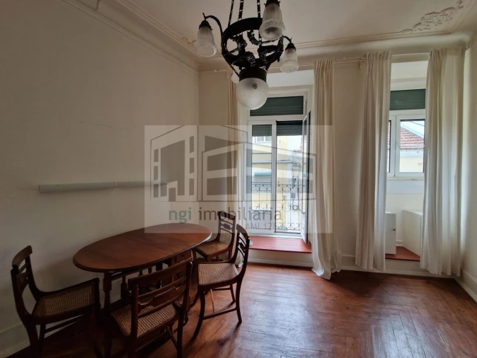 Apartamento T1 para Arrendamento em Misericórdia Foto 1