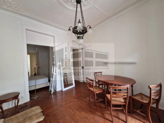 Apartamento T1 para Arrendamento em Misericórdia Foto 6