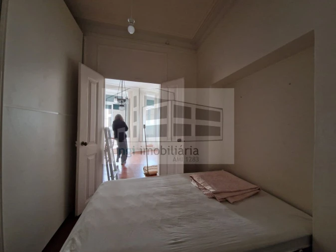 Apartamento T1 para Arrendamento em Misericórdia Foto 20