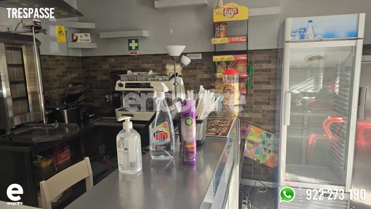 Loja para Trespasse em Águas Livres Foto 48