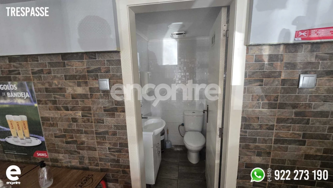 Loja para Trespasse em Águas Livres Foto 20