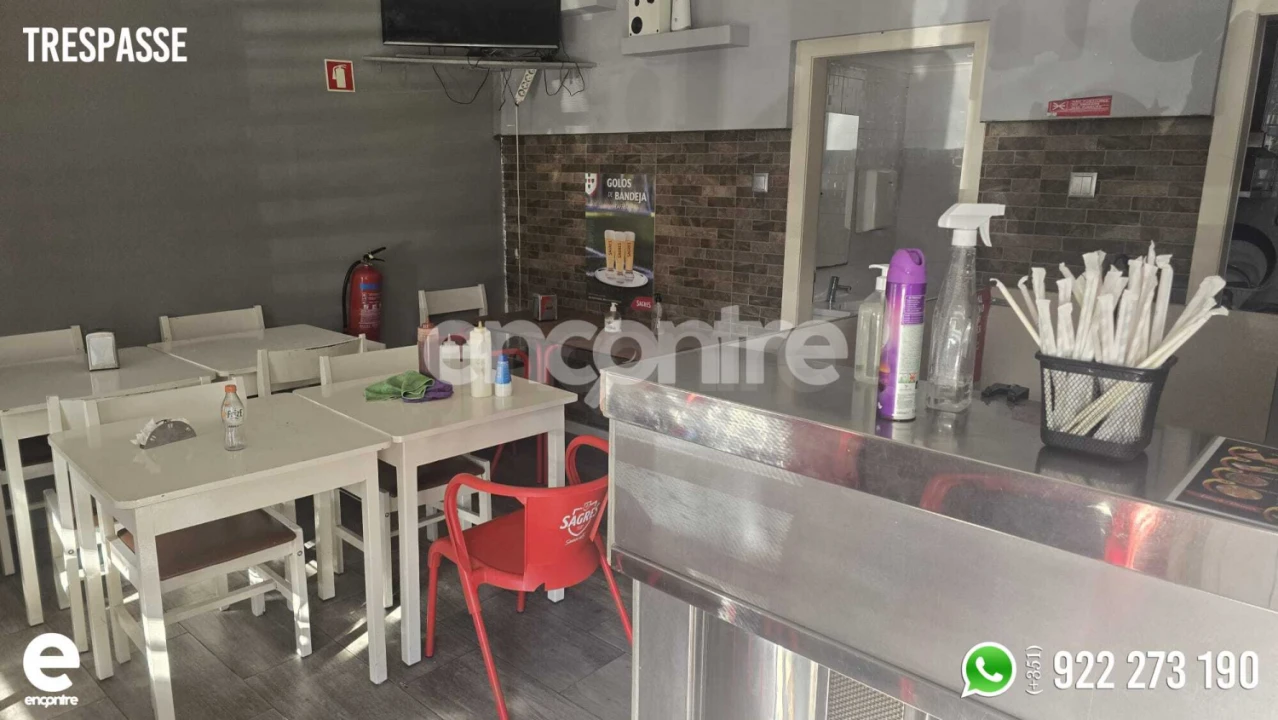 Loja para Trespasse em Águas Livres Foto 2