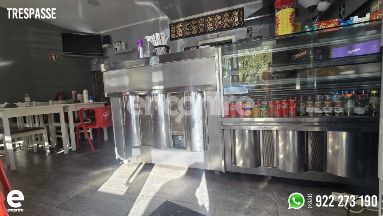 Loja para Trespasse em Águas Livres Foto 15