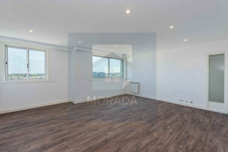 Apartamento T3 para Venda em Ramalde Foto 4