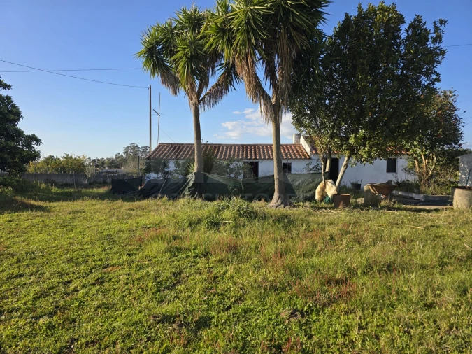 Moradia T2 para Venda em São Salvador e Santa Maria