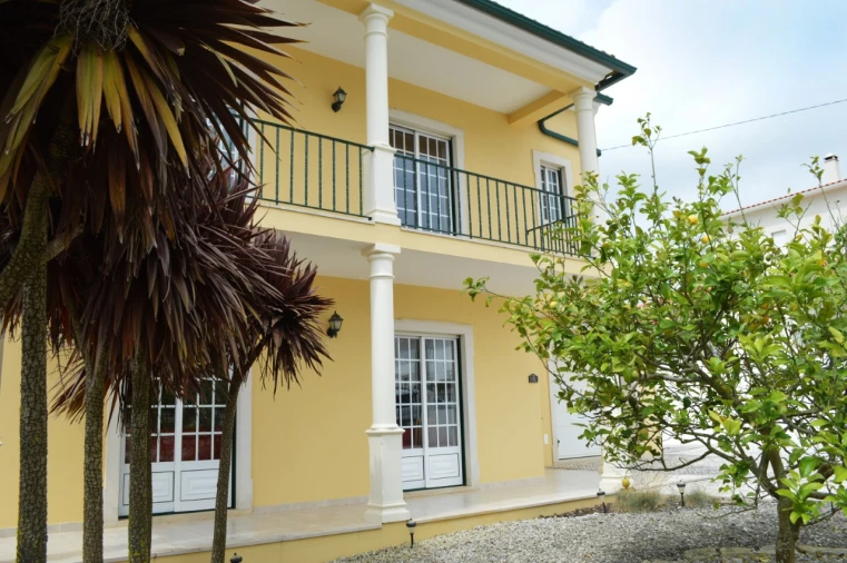 Moradia T4 para Venda em Santa Maria, São Pedro e Sobral da Lagoa Foto 15