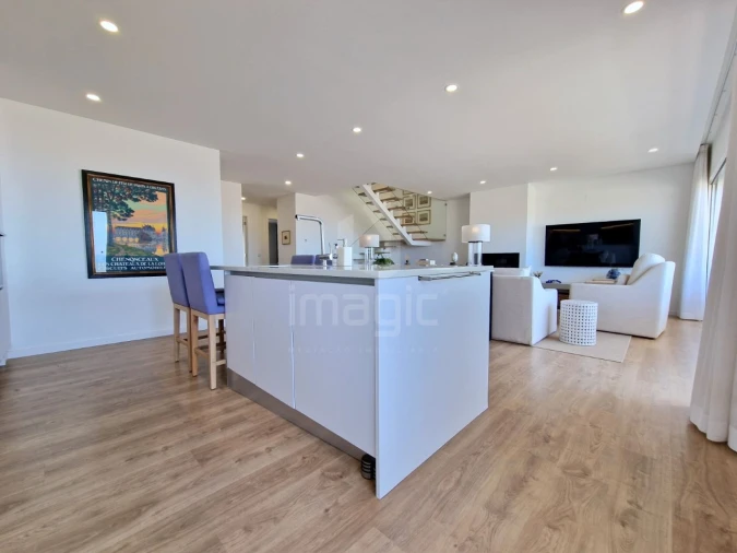 Apartamento T4 para Venda em Ericeira Foto 5