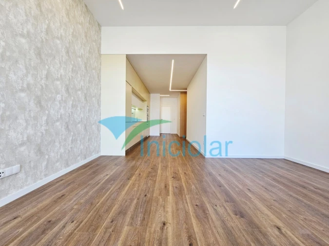 Apartamento T2 para Venda em Penafiel Foto 9