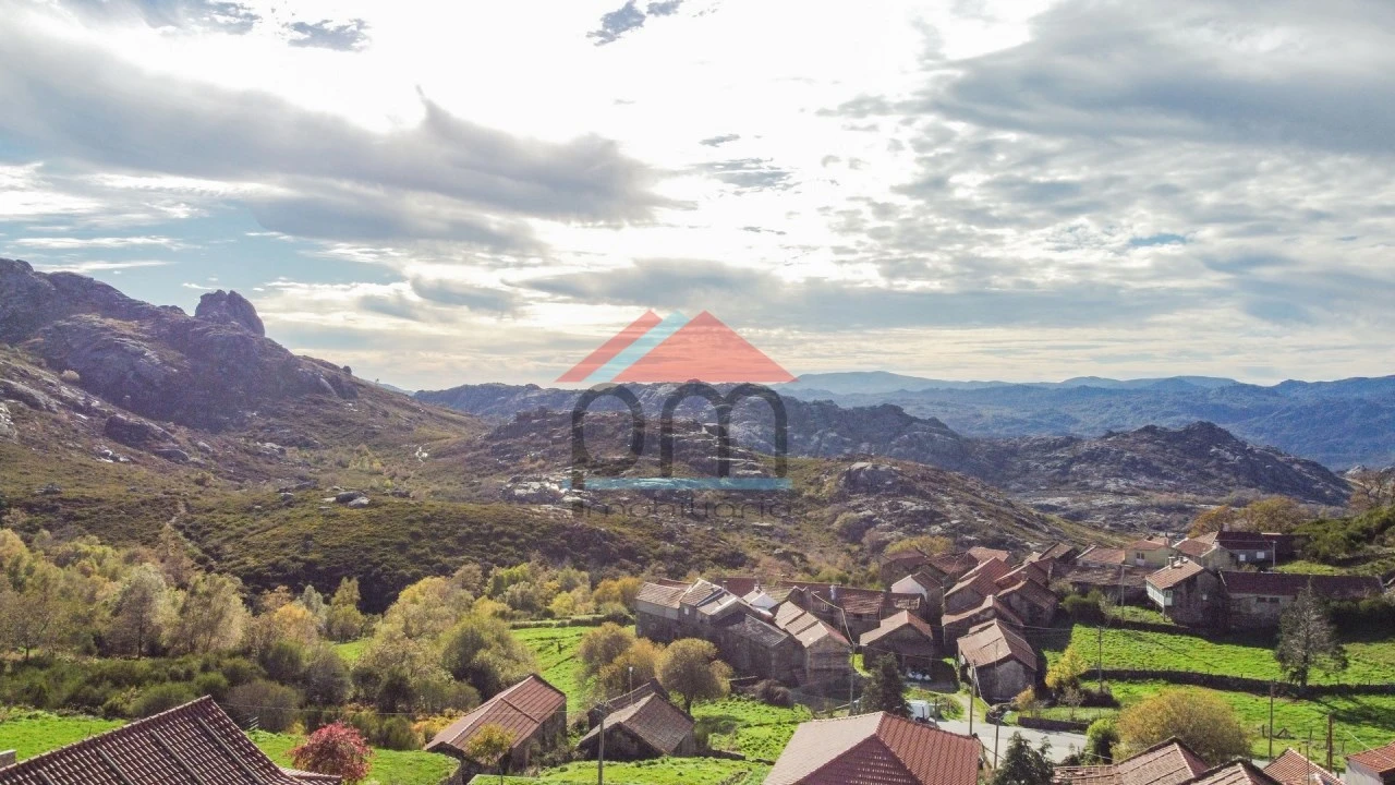 Moradia T3 para Venda em Castro Laboreiro e Lamas de Mouro Foto 7