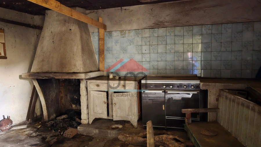 Moradia T3 para Venda em Castro Laboreiro e Lamas de Mouro Foto 10