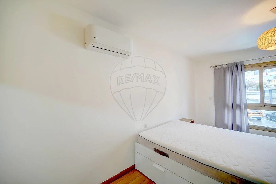 Apartamento T1 para Arrendamento em Venteira Foto 15