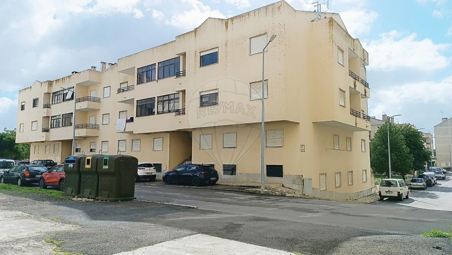 Apartamento T3 para Venda em Marvila, Ribeira Santarém, São Salvador, São Nicolau Foto 1