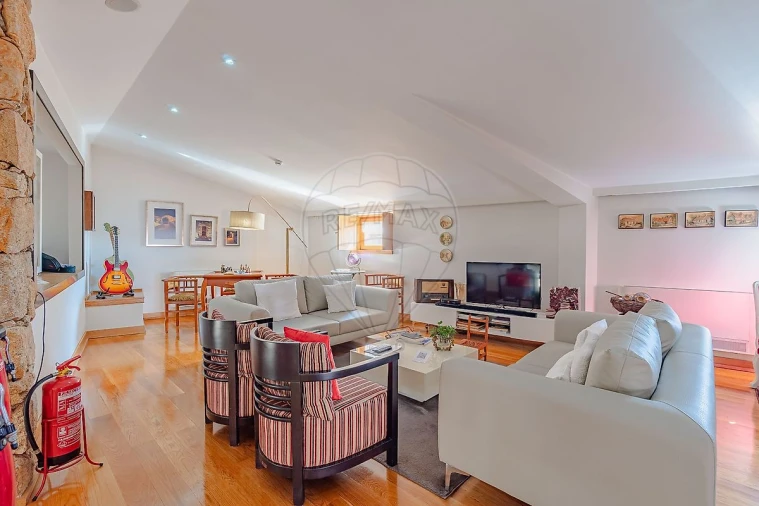 Moradia T4 para Venda em Castelo Rodrigo Foto 2