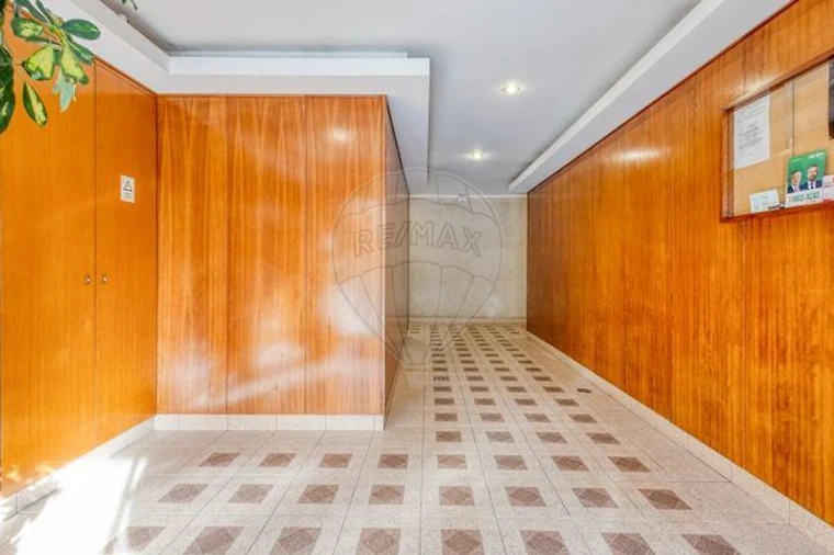 Apartamento T2 para Arrendamento em Canidelo Foto 20