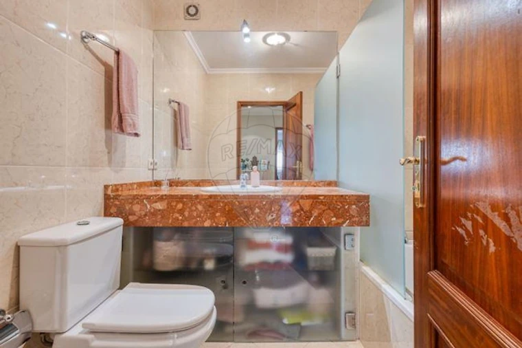 Apartamento T2 para Arrendamento em Canidelo Foto 8