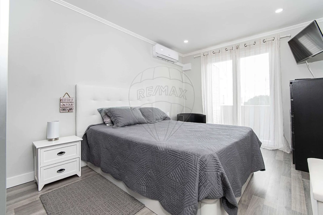 Apartamento T2 para Venda em Alhandra, São João dos Montes e Calhandriz Foto 11