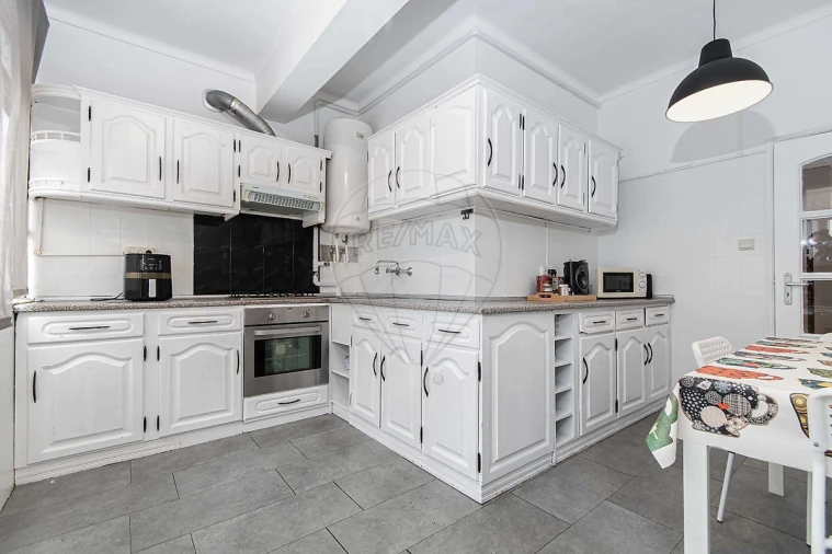 Apartamento T2 para Venda em Alverca do Ribatejo e Sobralinho