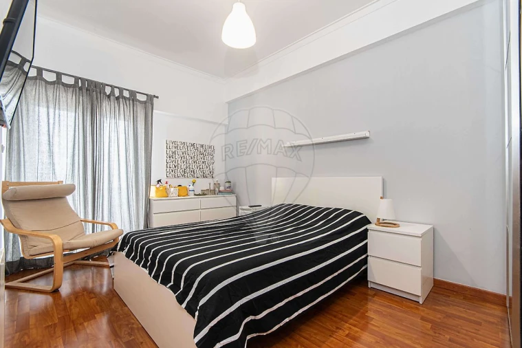 Apartamento T2 para Venda em Alverca do Ribatejo e Sobralinho Foto 8