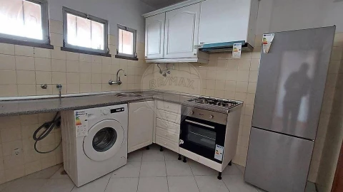 Apartamento T3 para Venda em Algueirão-Mem Martins