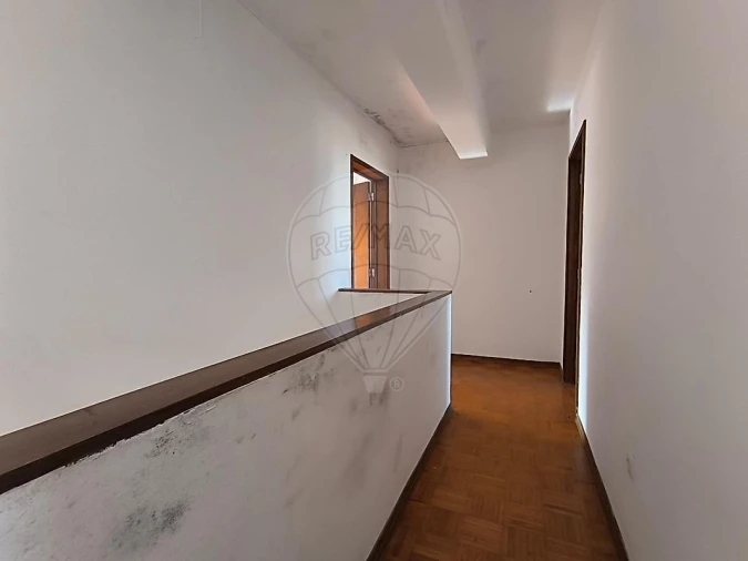 Apartamento T3 para Venda em Algueirão-Mem Martins Foto 4