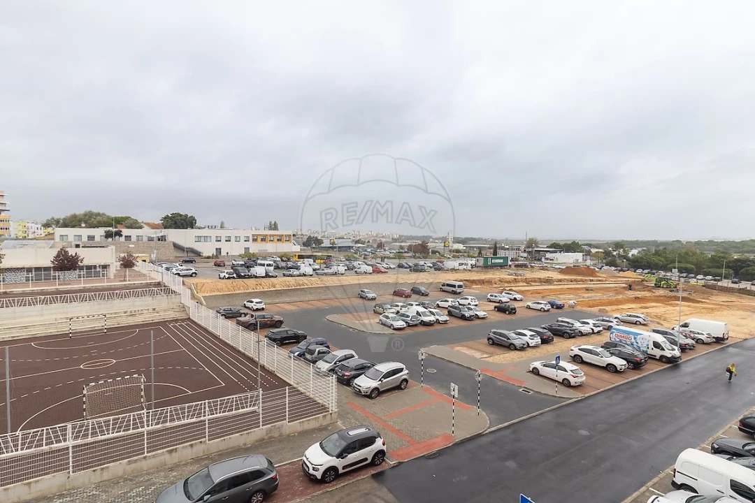 Apartamento T2 para Venda em Corroios Foto 20