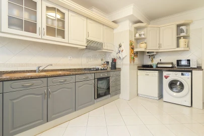 Apartamento T2 para Venda em Corroios