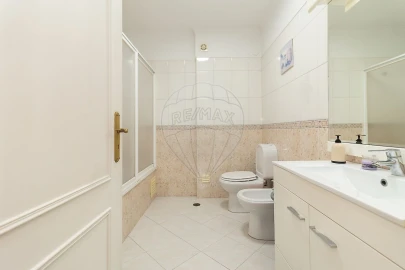 Apartamento T2 para Venda em Corroios