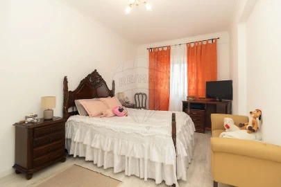 Apartamento T2 para Venda em Corroios