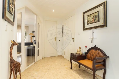 Apartamento T2 para Venda em Corroios