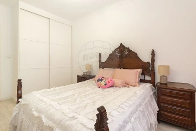 Apartamento T2 para Venda em Corroios