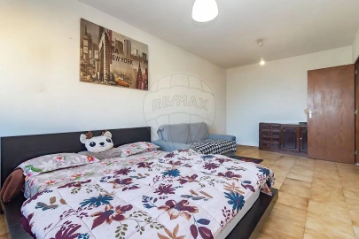 Apartamento T2 para Venda em Corroios