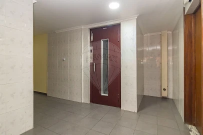 Apartamento T2 para Venda em Corroios